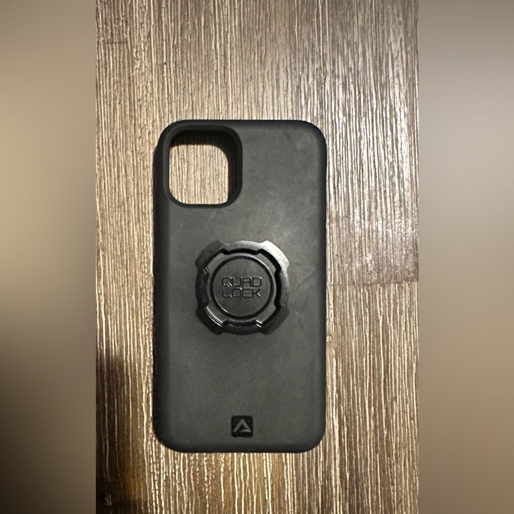 Quad lock case for iPhone 11pro